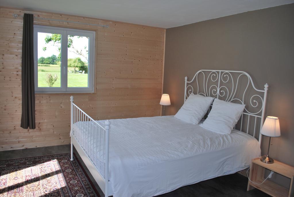 Domaine Les Gandins Bed and Breakfast Saint-Germain-de-Salles Exterior foto
