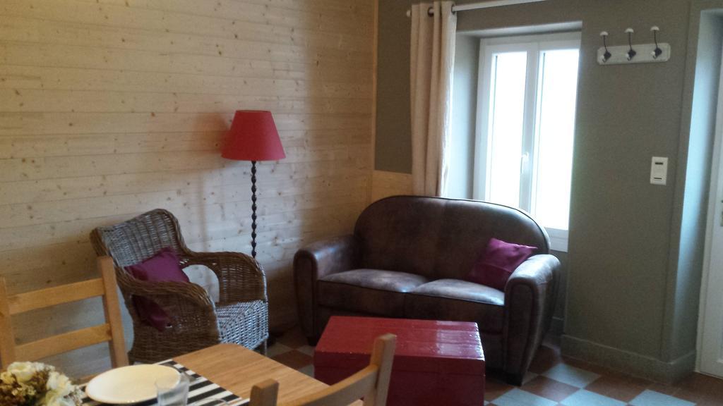 Domaine Les Gandins Bed and Breakfast Saint-Germain-de-Salles Exterior foto