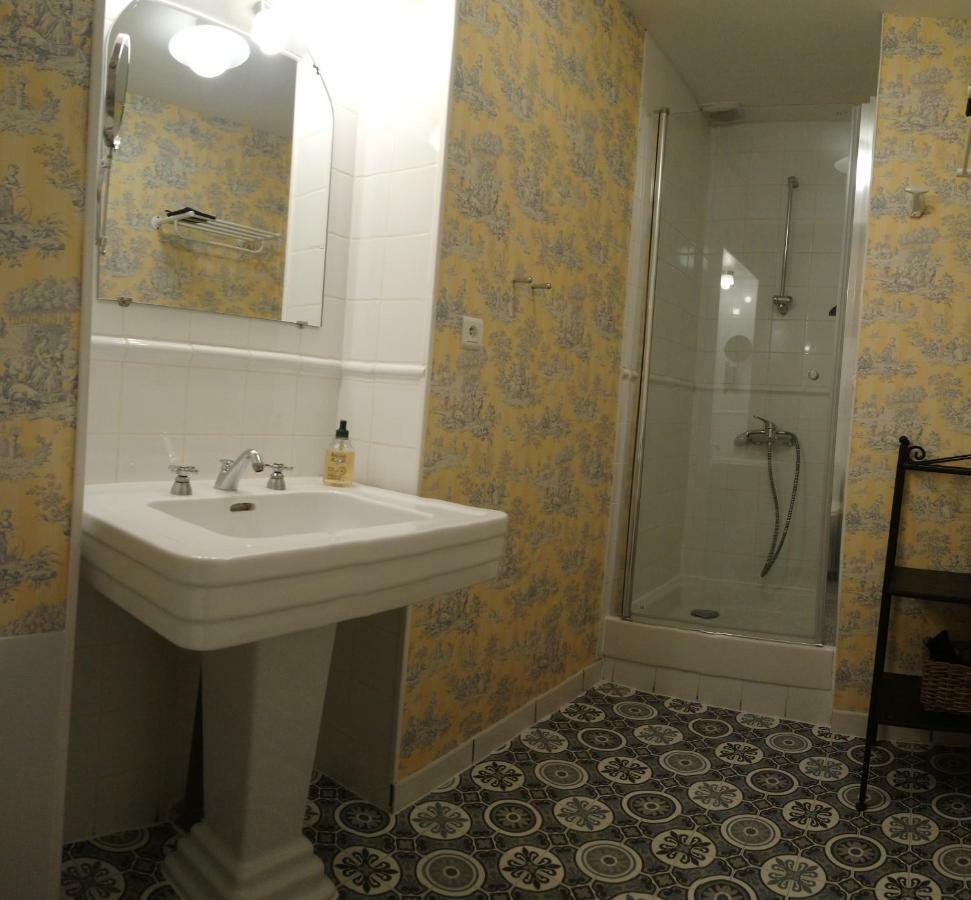 Domaine Les Gandins Bed and Breakfast Saint-Germain-de-Salles Exterior foto